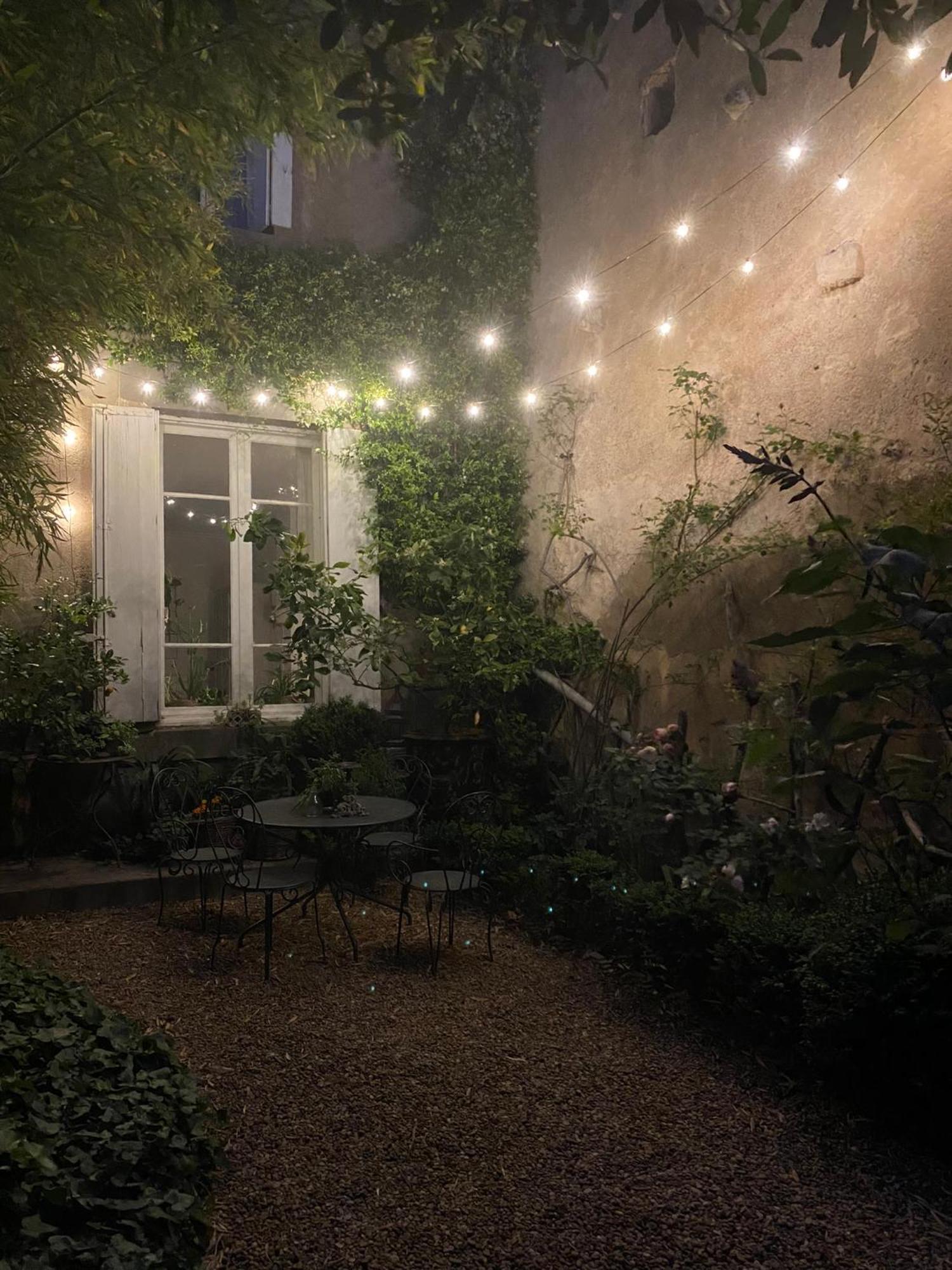 Le Logis Blanc Bed&Breakfast Coursan Esterno foto